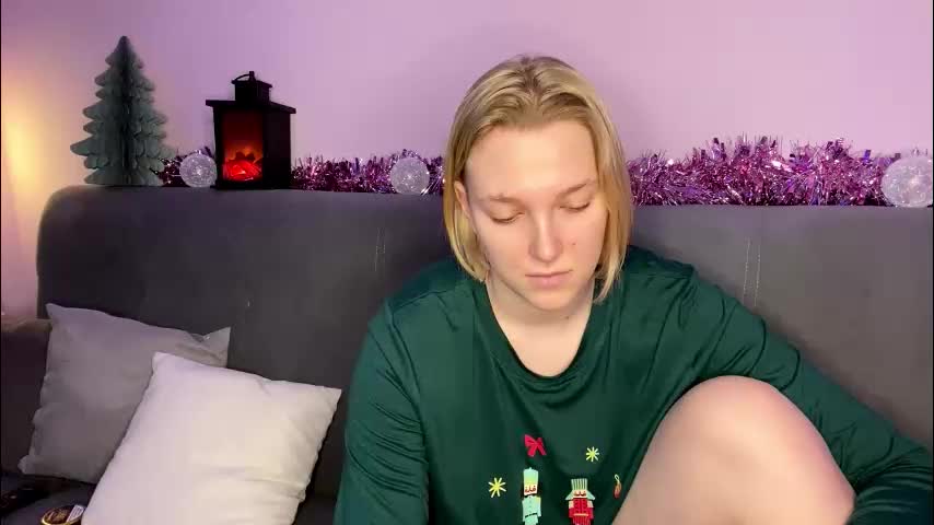 julielourens Приват Записи 2026-01-07