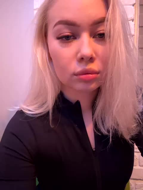 blondeee_blond Приват Записи 2026-01-05