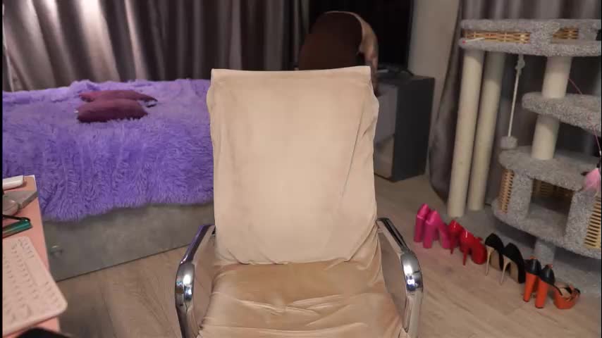 show_must_goon Приват Записи 2025-12-15