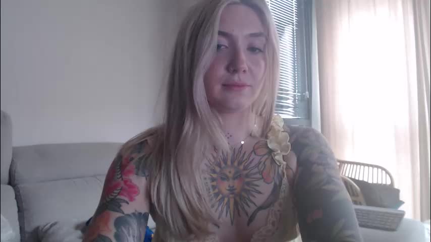 tattoobbgirl Приват Записи 2025-12-10