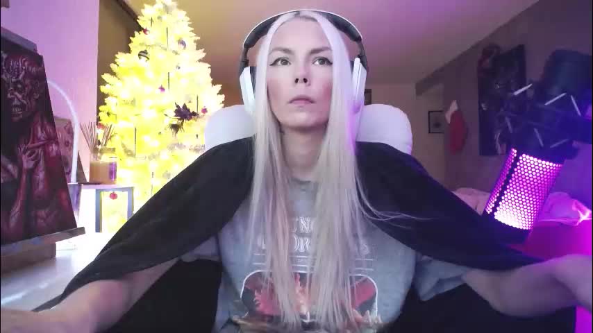 tinykylie Приват Записи 2025-12-09