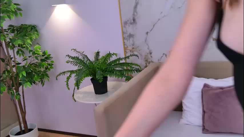 elizabethcash Приват Записи 2025-12-09