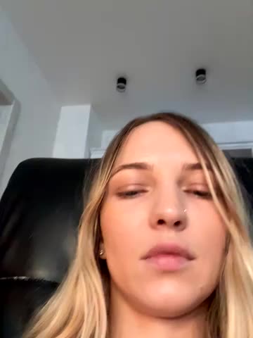 Adelina0001 Приват Записи 2025-12-09