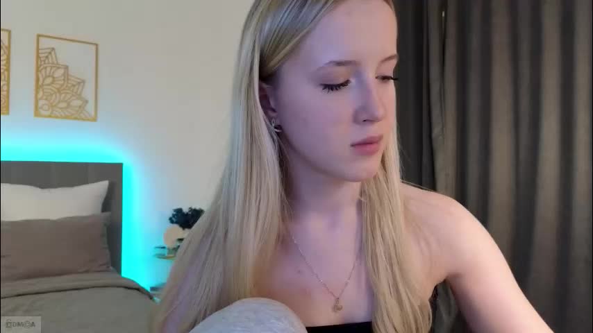 adele_armas Приват Записи 2025-12-09