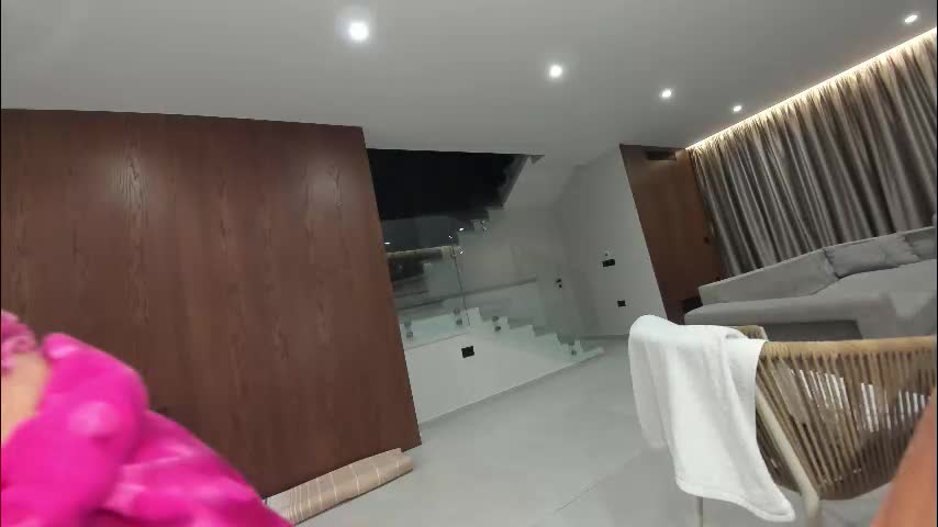 ehotlovea Приват Записи 2025-11-14