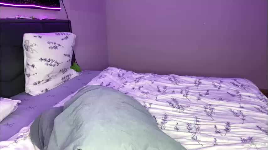 julielourens Приват Записи 2026-01-12