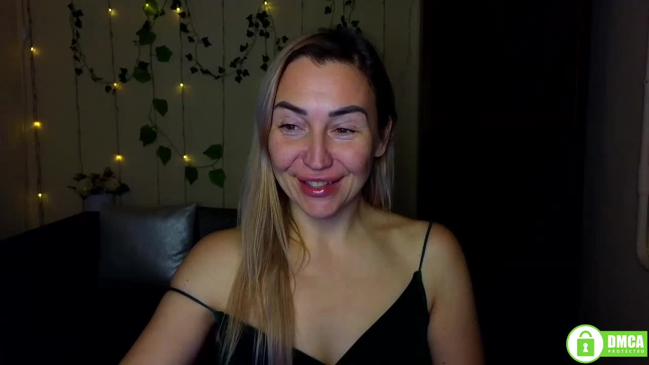 Jullyblondkiss Приват Записи 2026-01-13