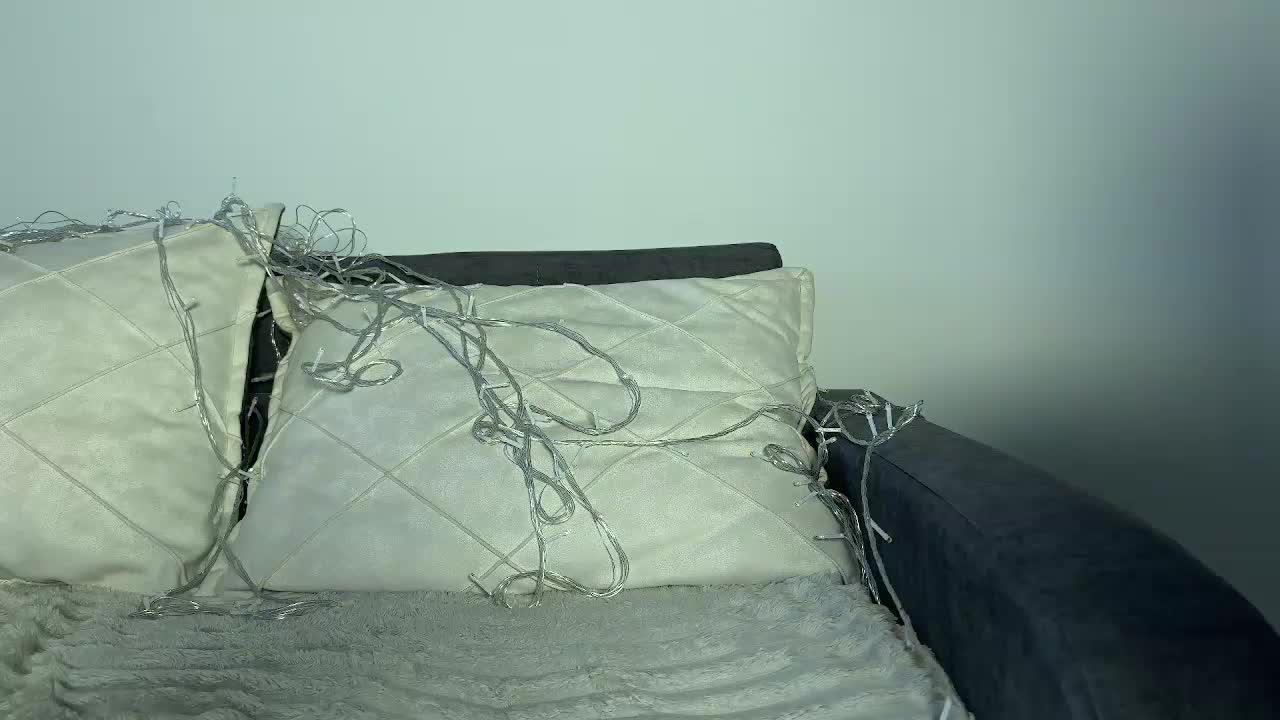 tinyhole Приват Записи 2026-01-17