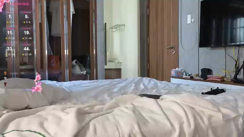 hot-ass-18 Приват Записи 2026-01-17