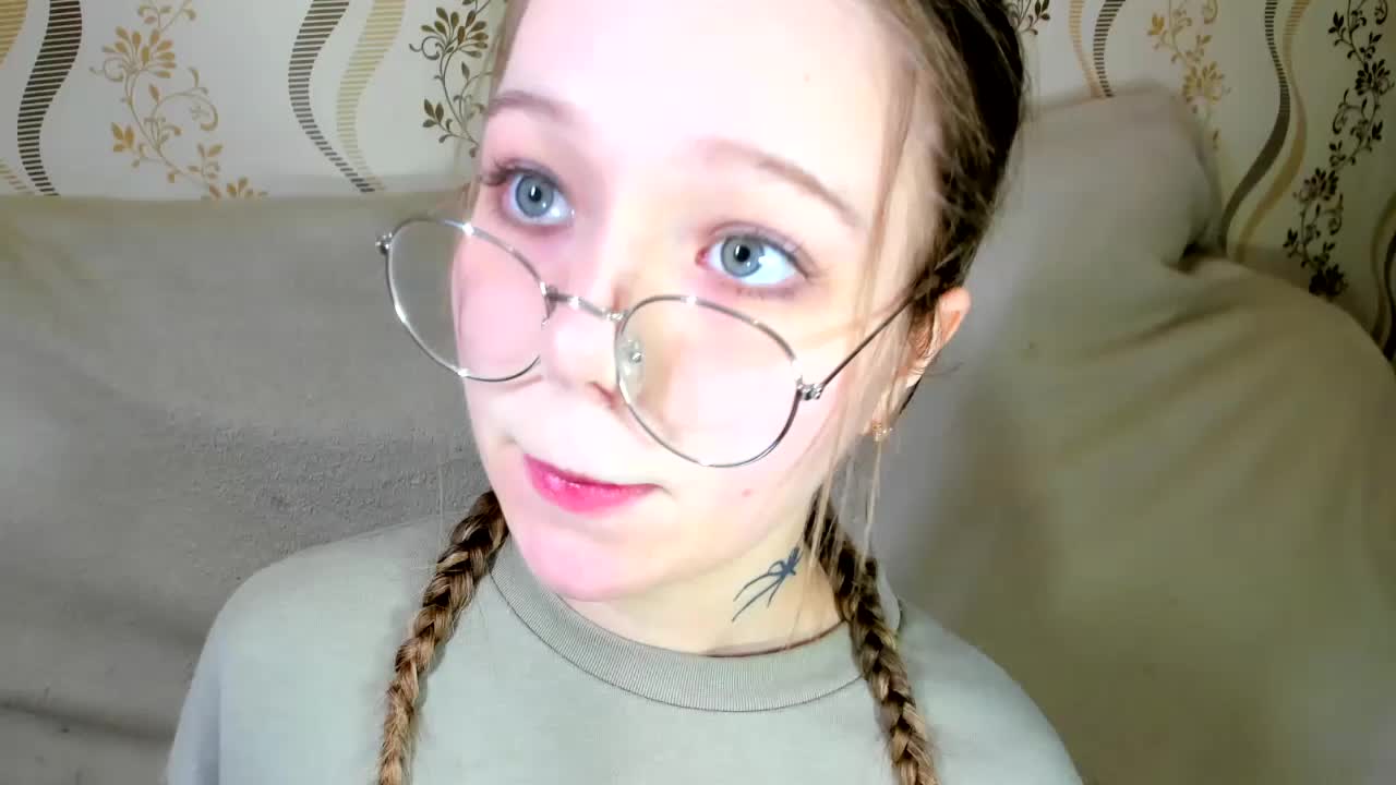 MelMooon Приват Записи 2026-01-18