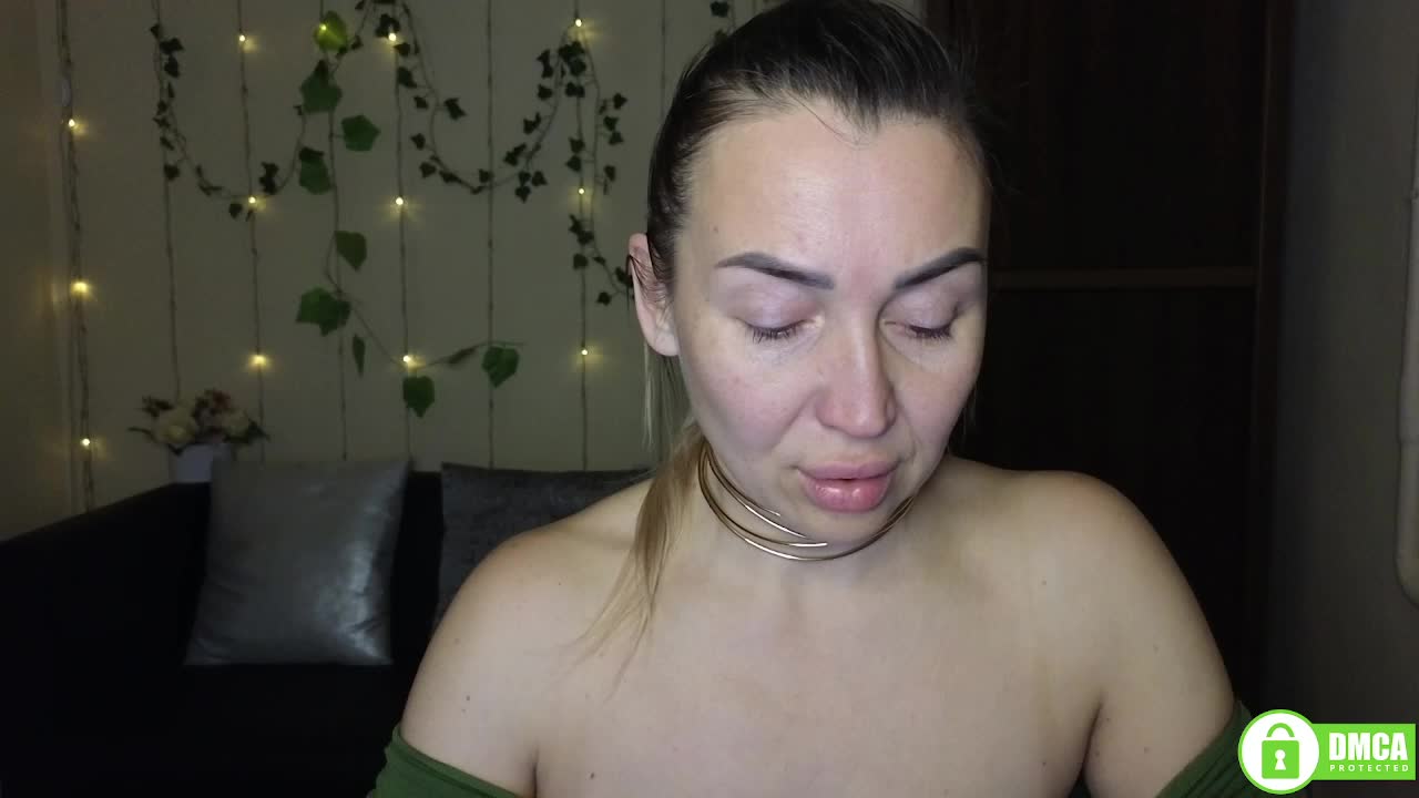 Jullyblondkiss Приват Записи 2026-01-27