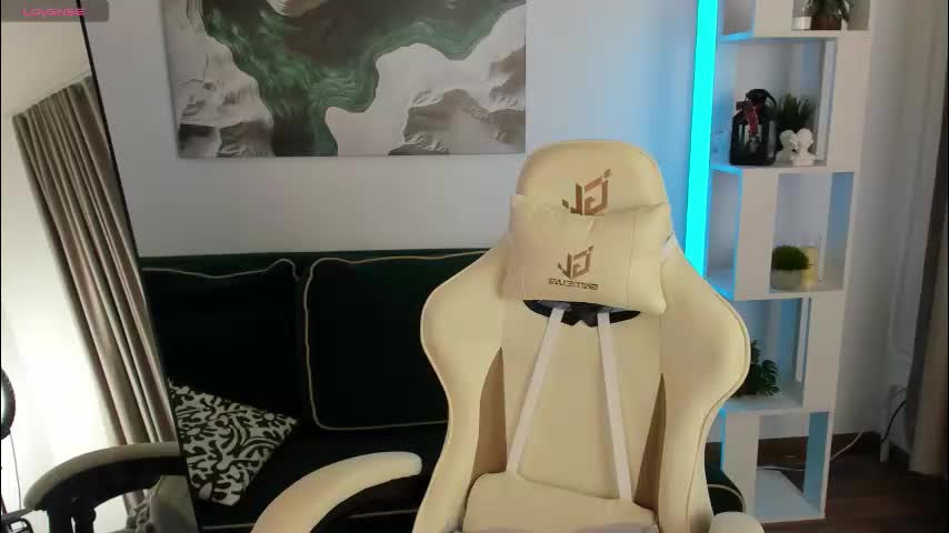 suzyjames Приват Записи 2026-01-28