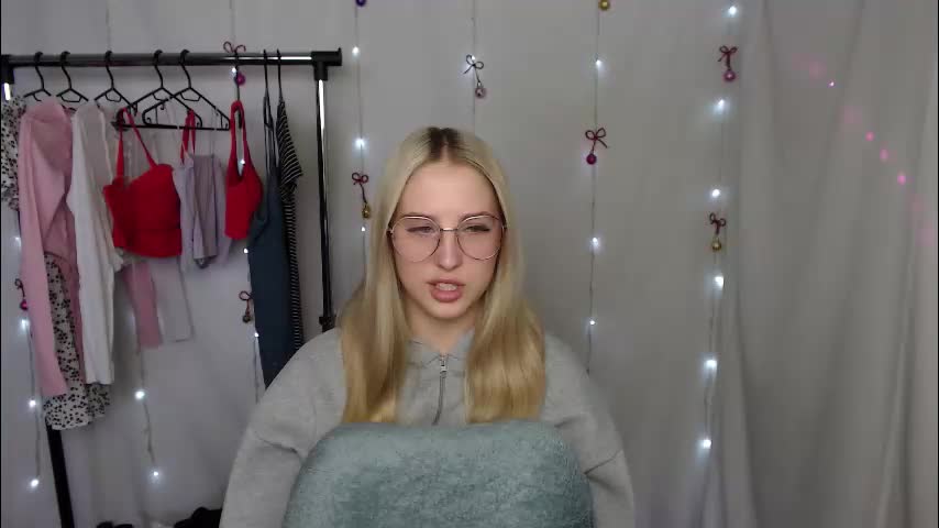 sweet_amelia03 Приват Записи 2026-01-28