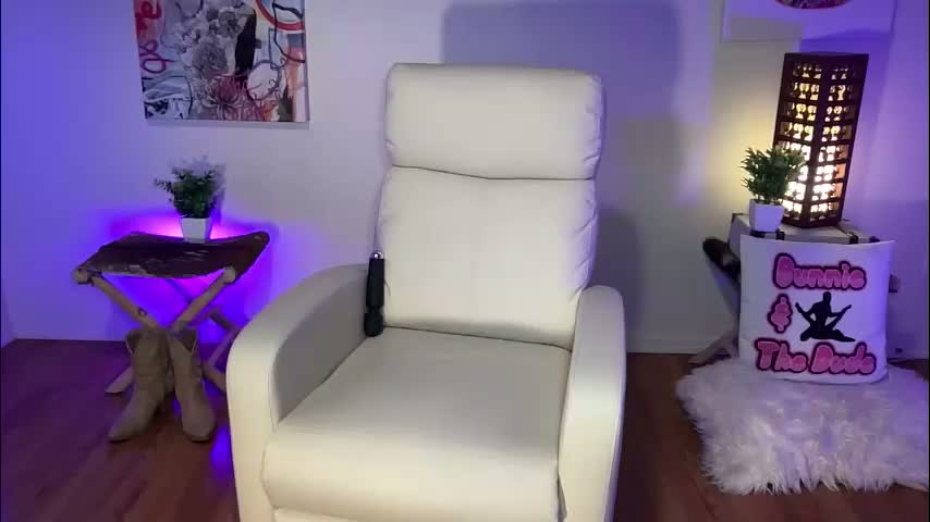 bunnieandthedude Приват Записи 2026-01-30