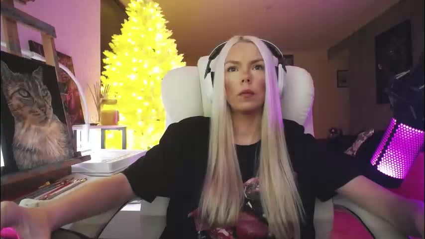 tinykylie Приват Записи 2026-02-01