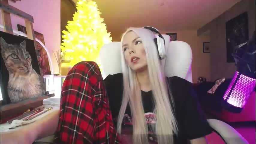 tinykylie Приват Записи 2026-02-01