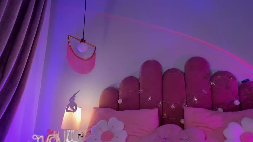 ElsaYoung Приват Записи 2026-02-02