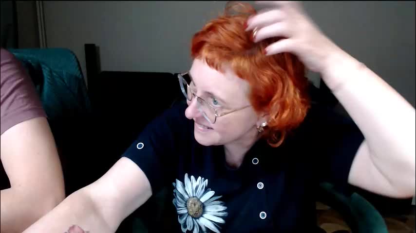 joannaandneighbour Приват Записи 2026-02-04