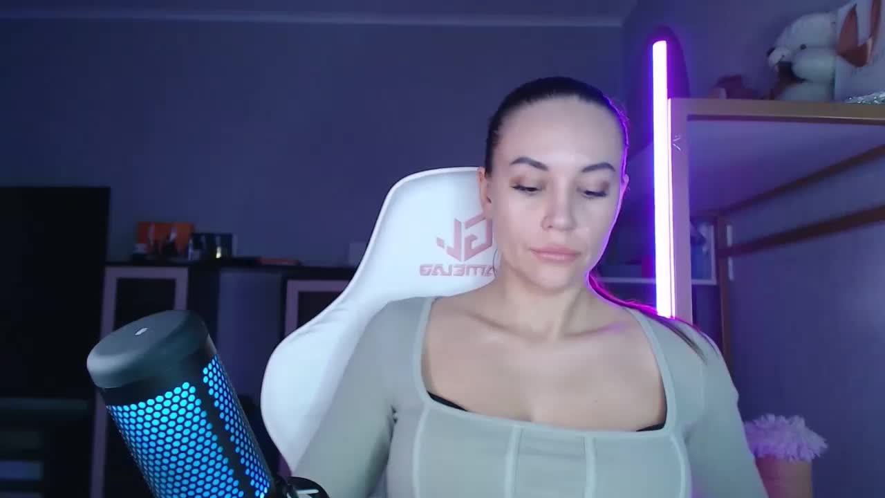 QWEENII Приват Записи 2026-02-05