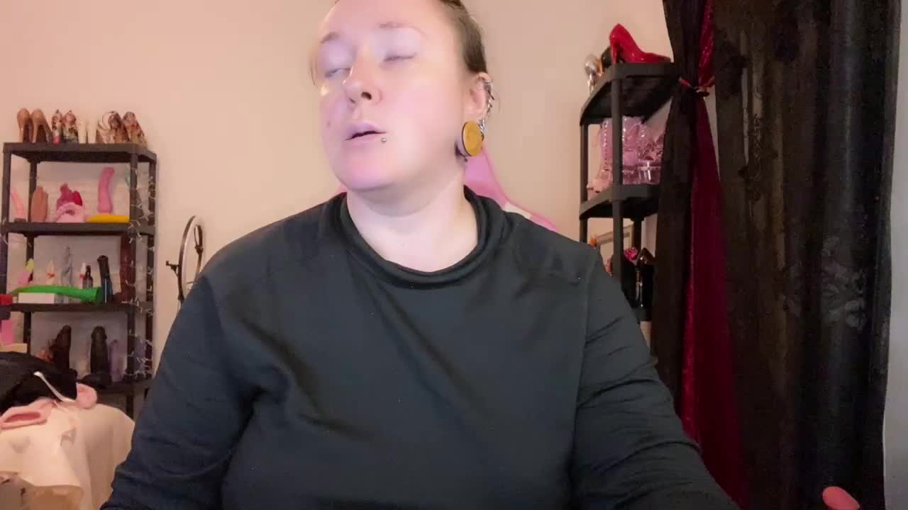 NylonQueen Приват Записи 2026-02-07