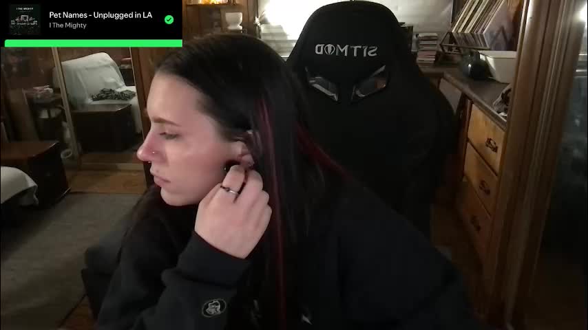 incognitoqueen Приват Записи 2026-02-08