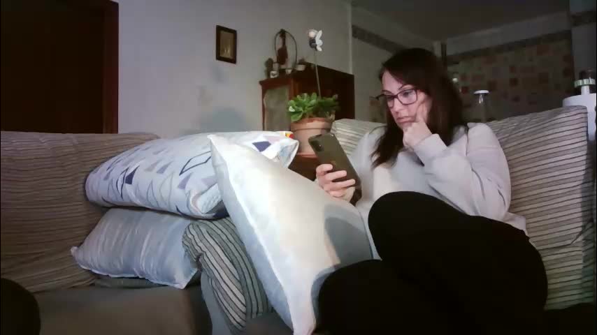 lolahueso Приват Записи 2026-02-08