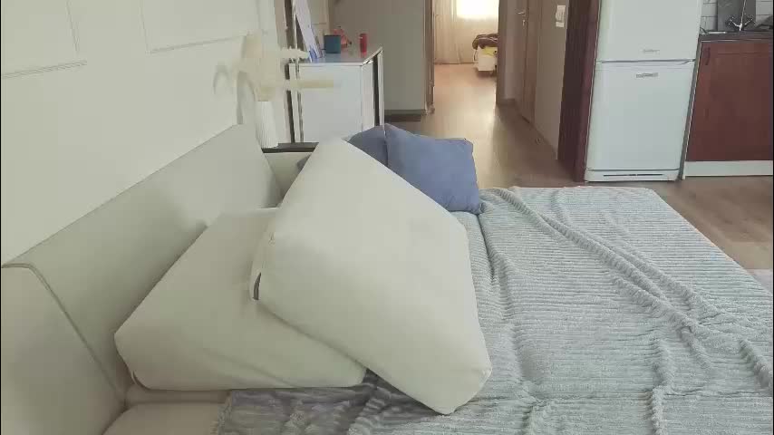 kristinesmith Приват Записи 2026-02-09