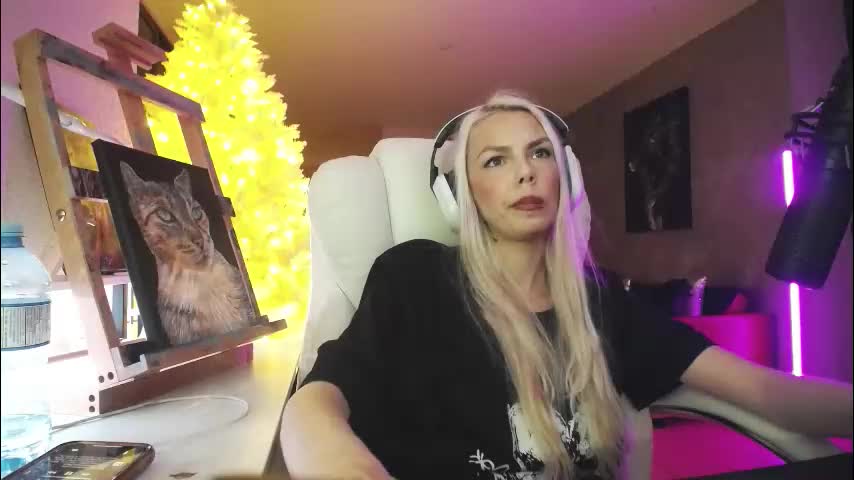 tinykylie Приват Записи 2026-02-10