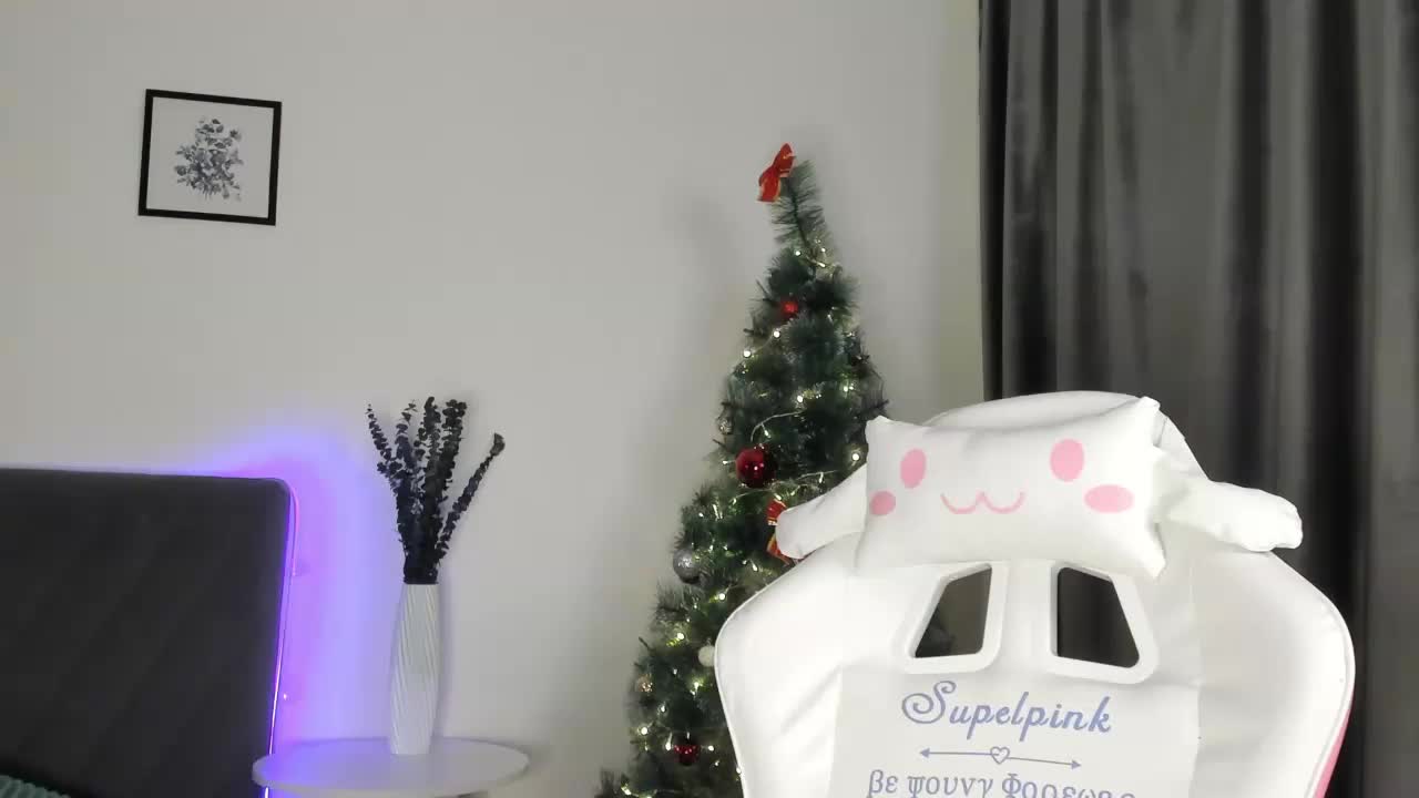 elliediaz Приват Записи 2026-02-12