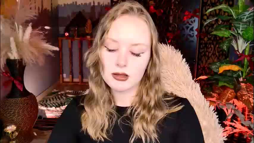 vivienleeigh Приват Записи 2026-02-13