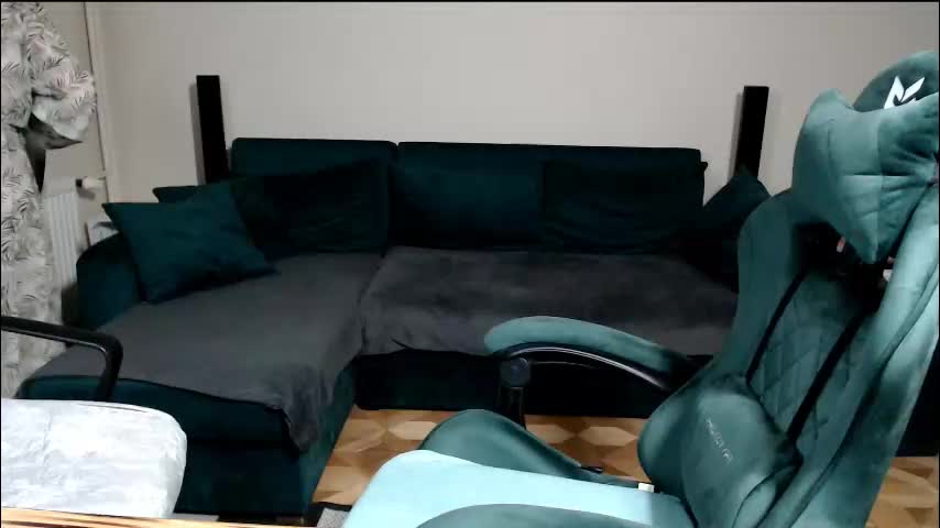 joannaandneighbour Приват Записи 2026-02-15