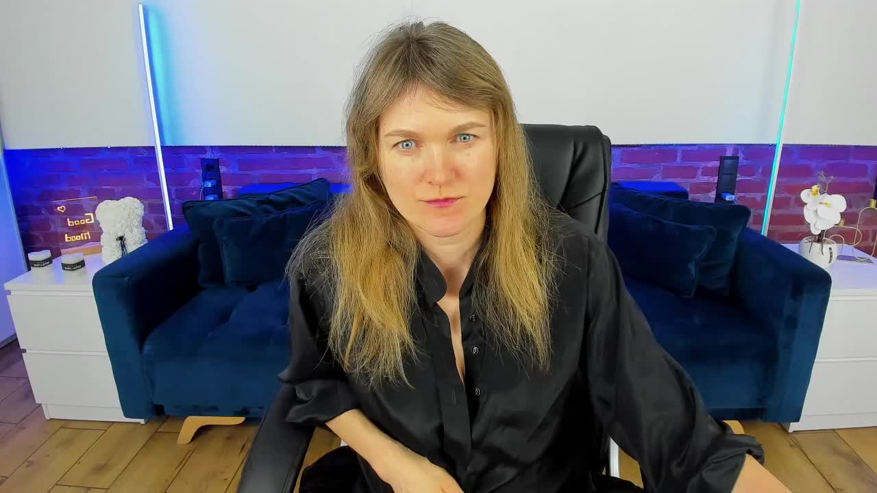 Annabel-xxx Приват Записи 2026-02-16