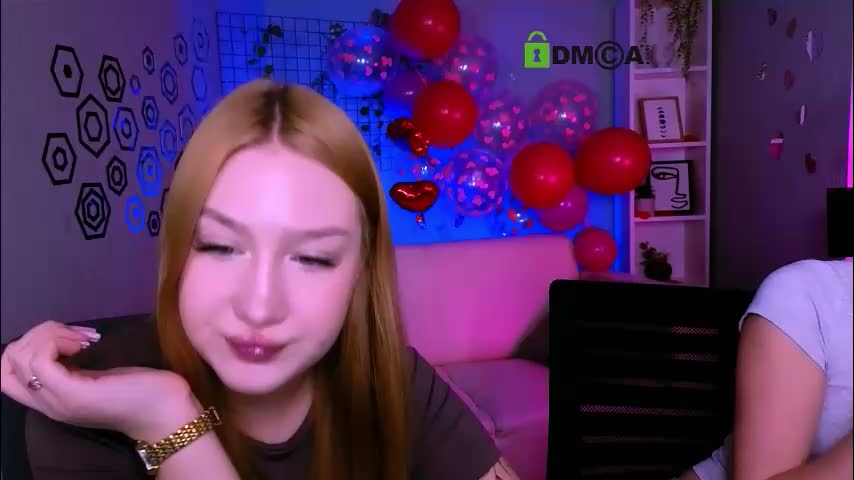 playful_sophie Приват Записи 2026-02-17