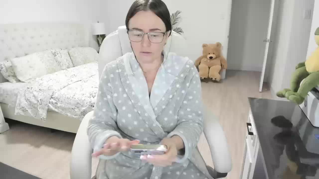 -Michelle- Приват Записи 2026-02-17