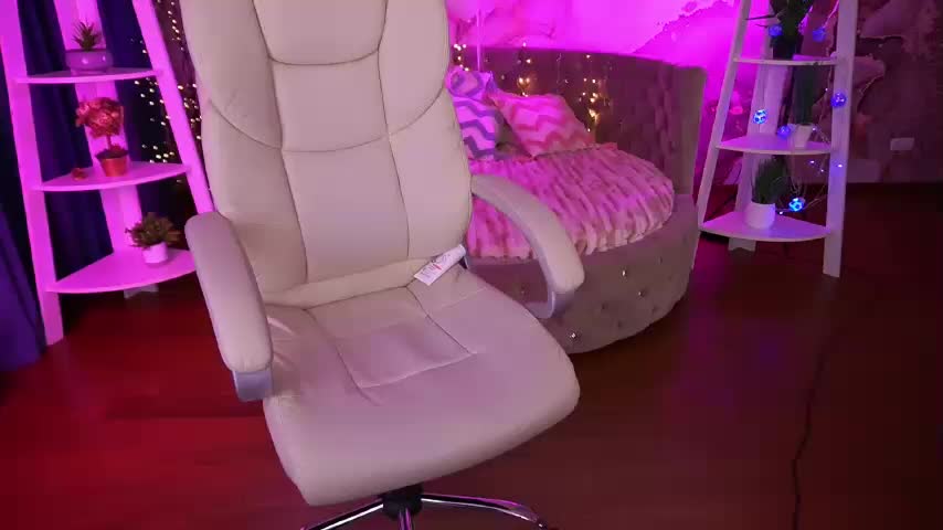 AmellyWhite Приват Записи 2026-02-18