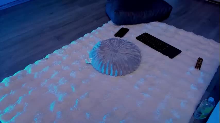 anemariejolie Приват Записи 2026-02-19