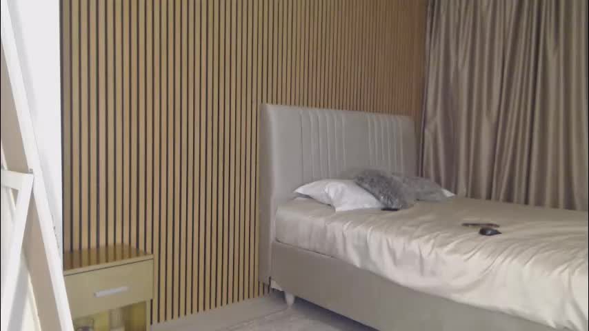 sensualhallie Приват Записи 2026-02-21