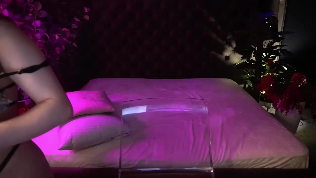 SashaDuvalle Приват Записи 2026-02-22