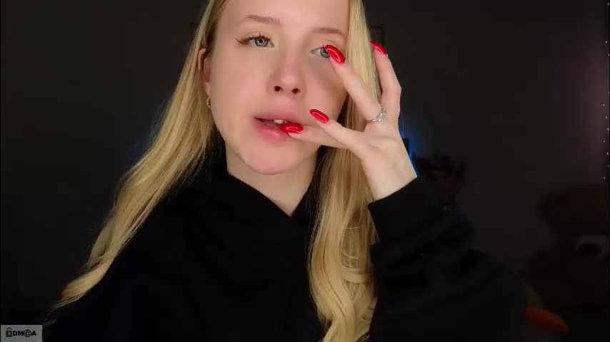 adele_armas Приват Записи 2026-02-24