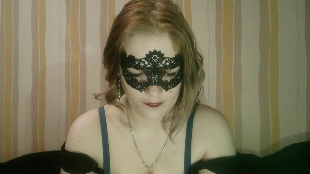 Sarah-Jane Приват Записи 2026-02-24