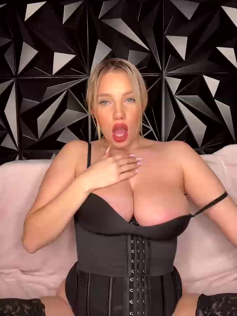 LYALYAtop Приват Записи 2026-02-25