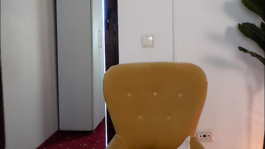 ninacrystal Приват Записи 2026-02-28