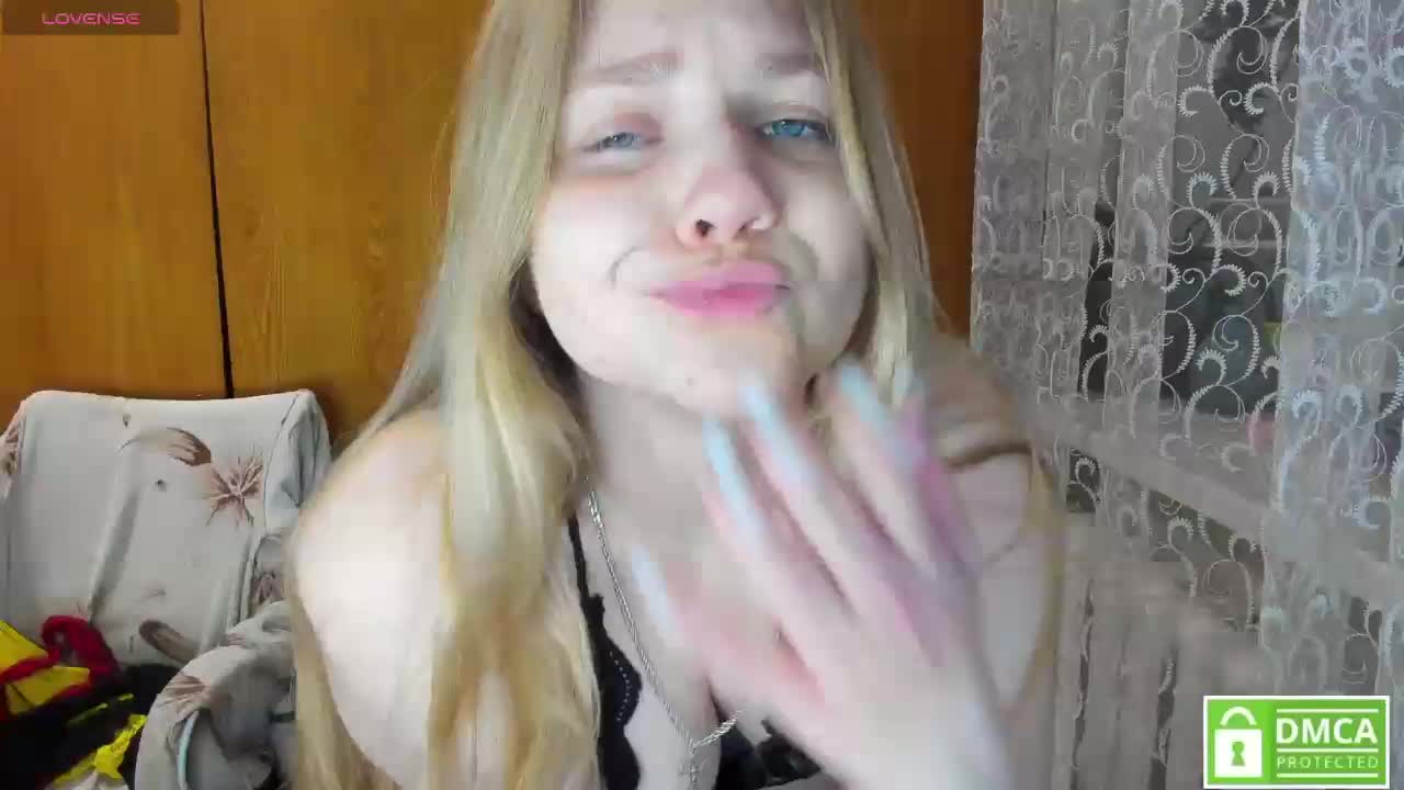 Emma-Frizea Приват Записи 2026-03-04