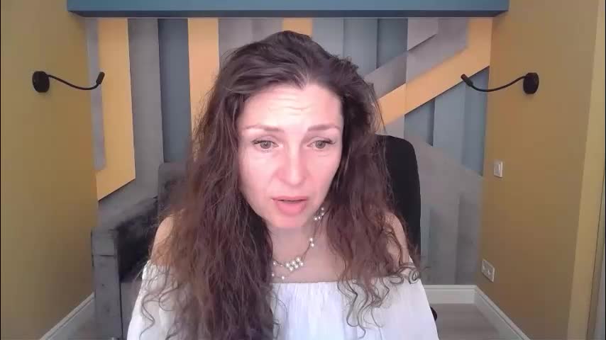 ellalongs Приват Записи 2026-03-08