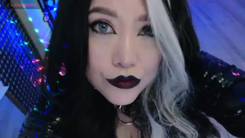 Laura-Wicked Приват Записи 2026-03-09