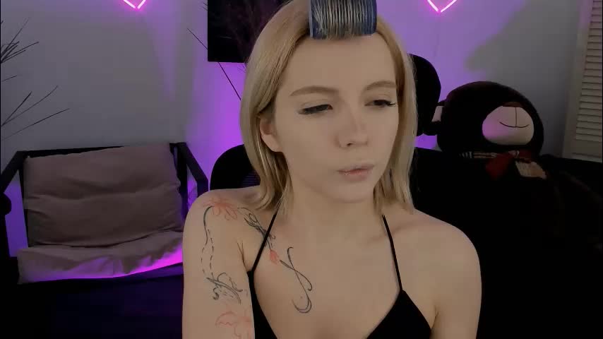 aurorawrenfield Приват Записи 2026-03-11