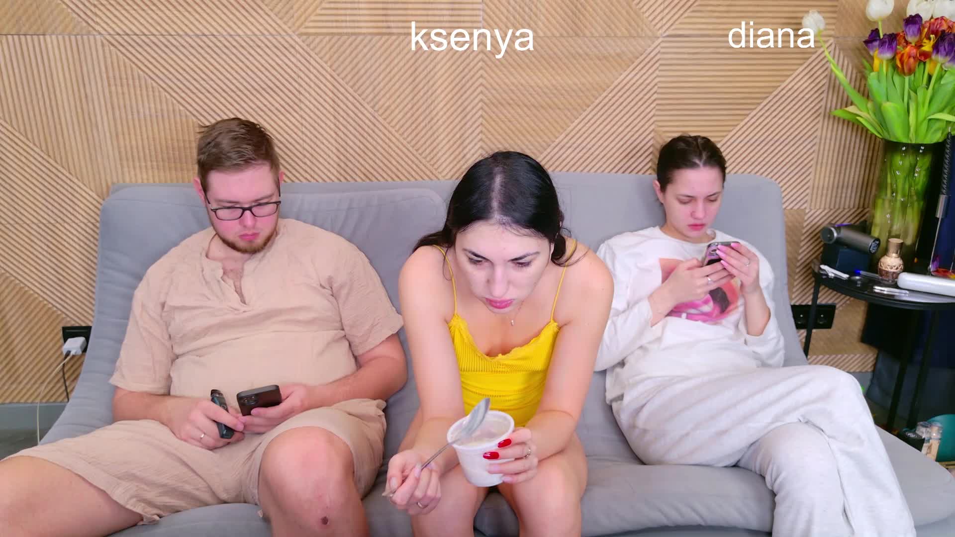 WebcamSlut Приват Записи 2026-03-12