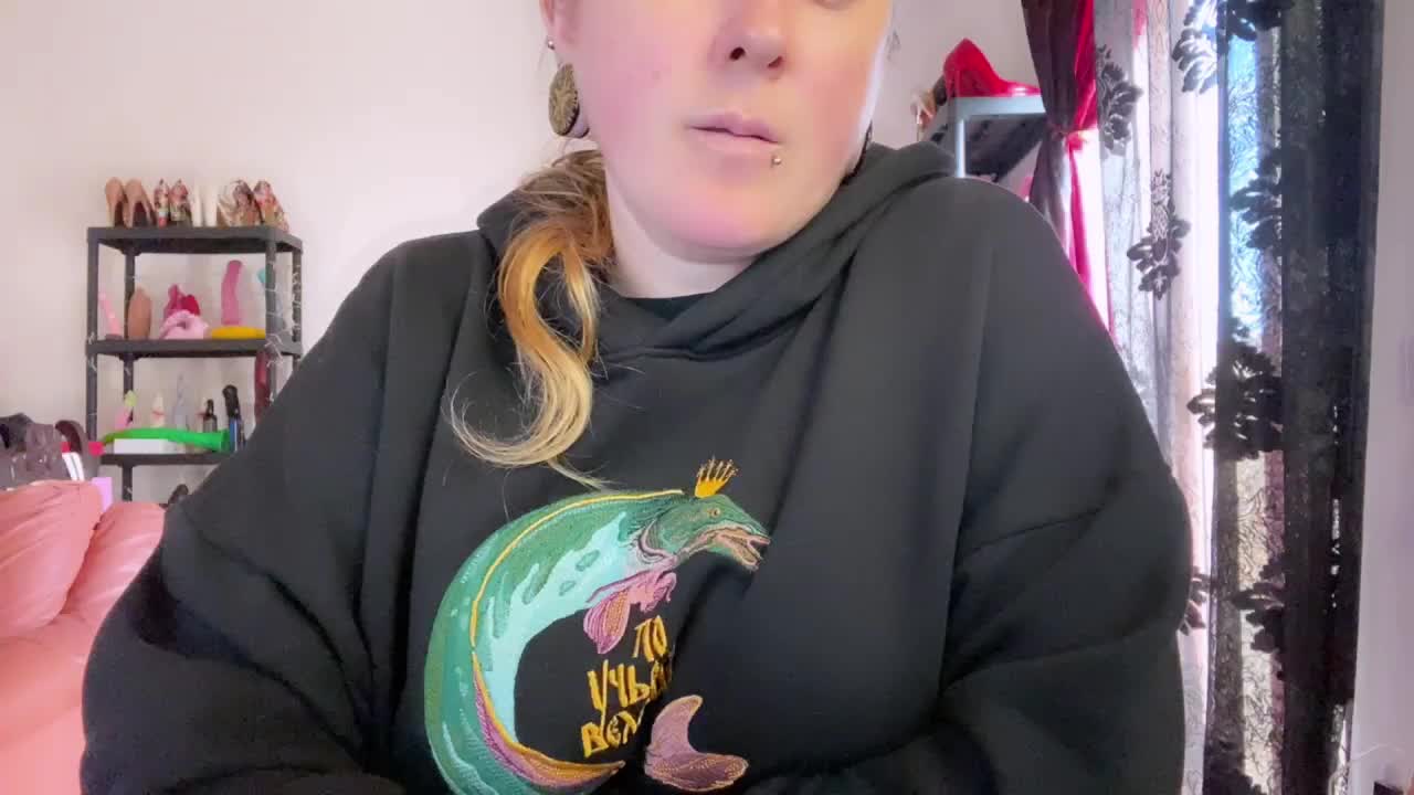 NylonQueen Приват Записи 2026-03-12