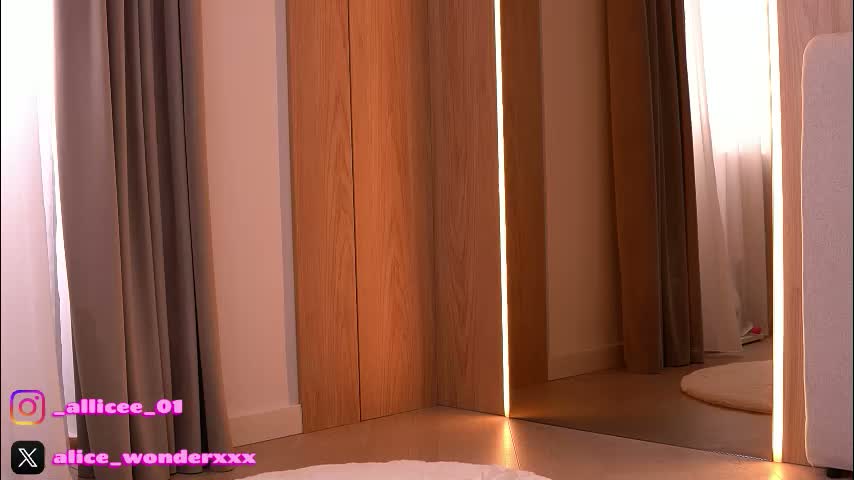 vanessasimon Приват Записи 2026-03-14