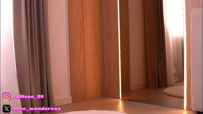 vanessasimon Приват Записи 2026-03-14